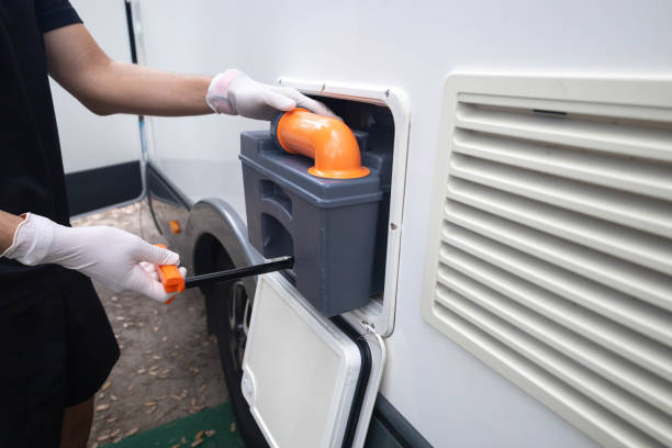 Portable Toilet Options We Offer in Hendron, KY
